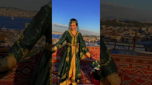 Скрипка Ибрагима, Стамбул