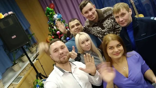 С наступившим новым 2019 годом!