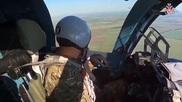 В зоне ответственности группы войск "Восток" Су-34 выполнили сбросы ФАБов с УМПК по командному пункт