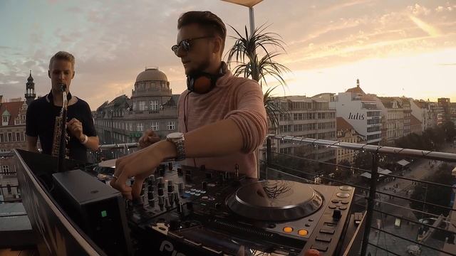 Sunset Garden - Melvin Coxx Ft. Dee Saxx - Duplex Prague The Rooftop Venue (Live Set) 10/8/2019