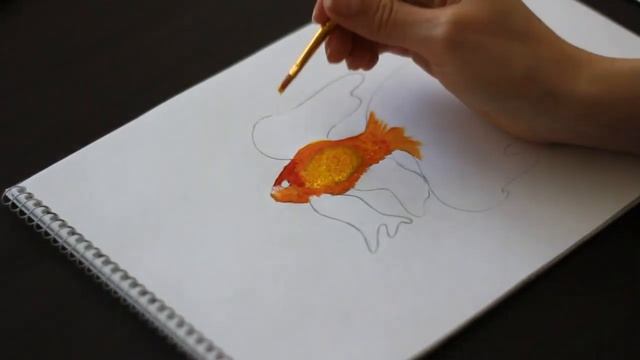 Рисуем золотую рыбку. Draw a goldfish.