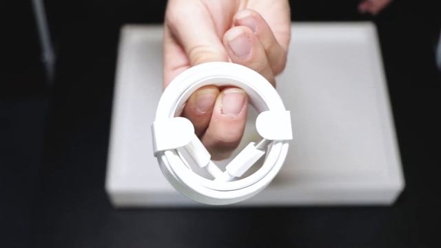 MACBOOK PRO with TOUCH BAR Unboxing (Mid 2017)