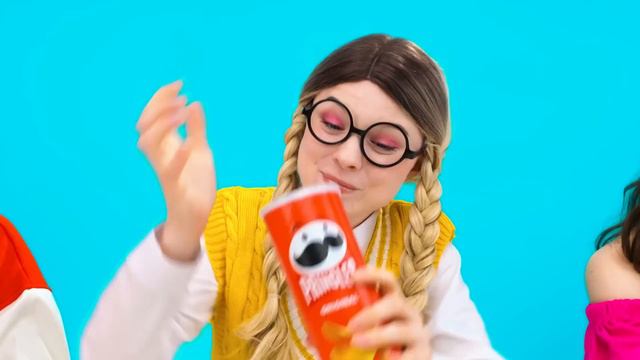 Как Пронести Животных в Больницу | Смешные Моменты от 4Fun Challenge