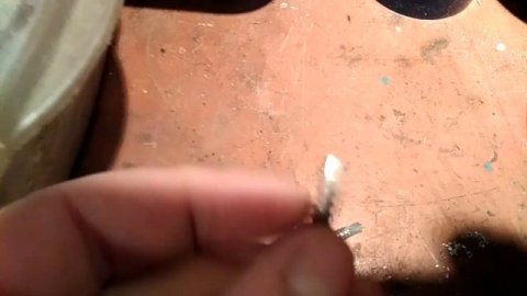 сверлим отверстие в метале без сверла