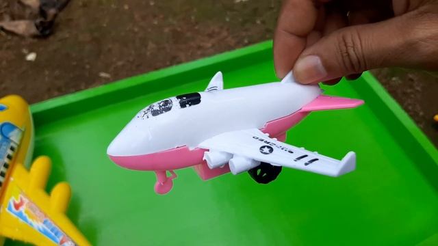 AYO! KUMPULKAN MAINAN PESAWAT TERBANG, TURBO JET RANGER HELIKOPTER, AIRBUS, PESAWAT BEBEK