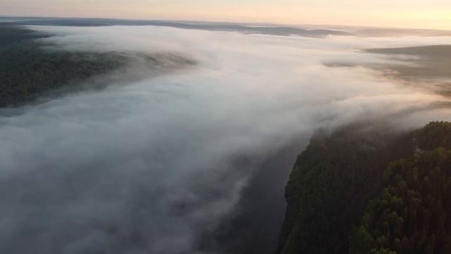 Камень Ветлан и река Вишера. Пермский край