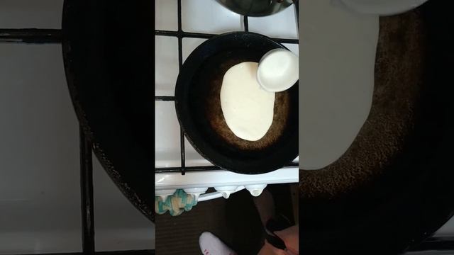 САМЫЕ ВКУСНЫЕ БЛИНЧИКИ НА КЕФИРЕ ЗА УШИ НЕ ОТТЯНЕШЬ !!!