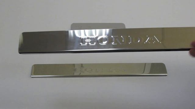 Накладки на пороги Honda Civic (штамп)