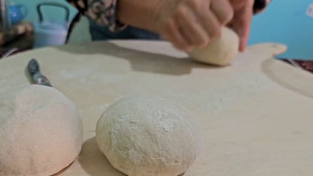 Мы Строили Навес , а Бабушка Приготовила Нам Лезгинский Пирог из Капусты. Пальчики Откусишь.