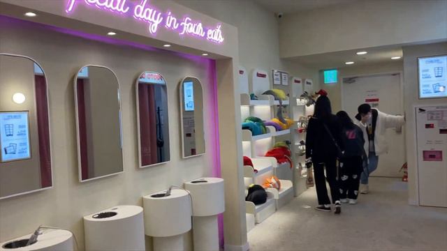 Korea Vlog ep5: COEX Aquarium⏐Starfield Library⏐Line & Kakao friends⏐Exploring Gangnam