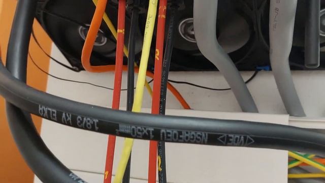seplos MASON DIY⚒️ 15 kWh 16 Zellen Lifepo4 Niedervolt Akku Massives Stahlgehäuse das ist Fix?