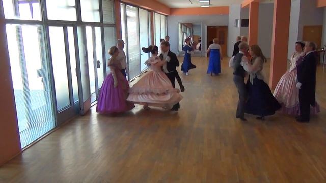 Триплет галоп кадриль. Triplet Galop Quadrille