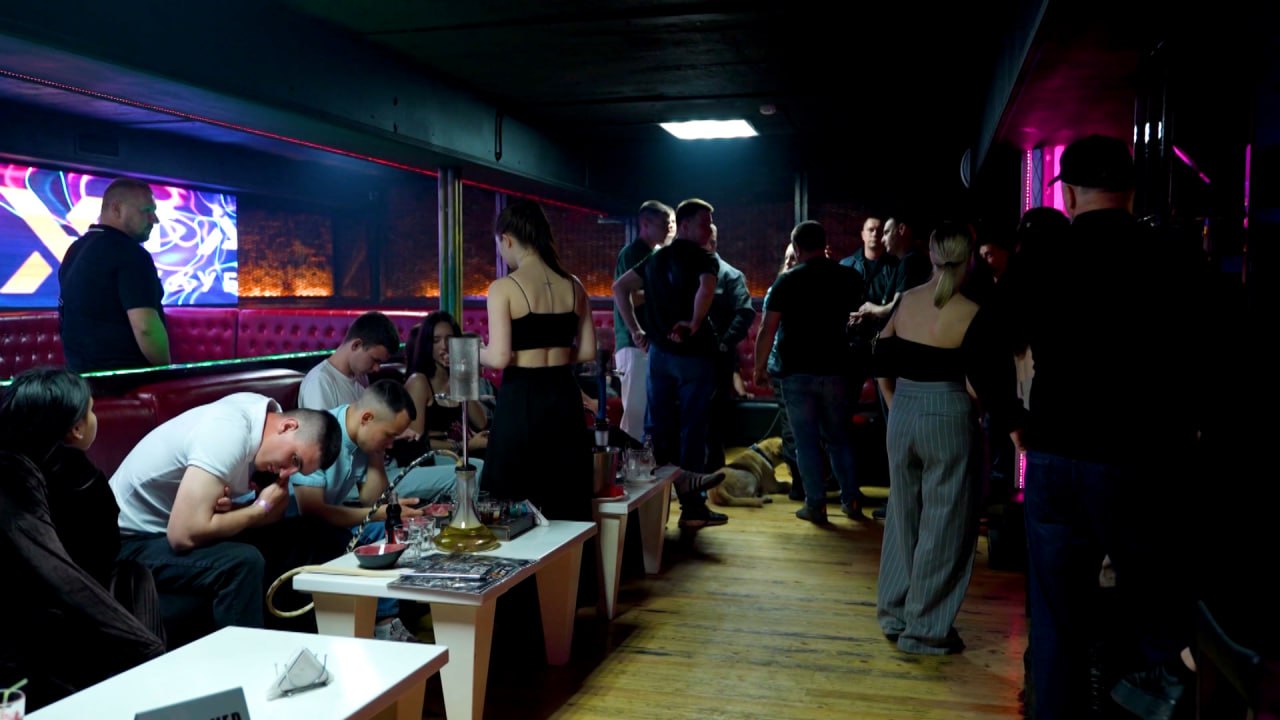 Полиция в ходе рейда задержала девять человек в ночном клубе Краснодара