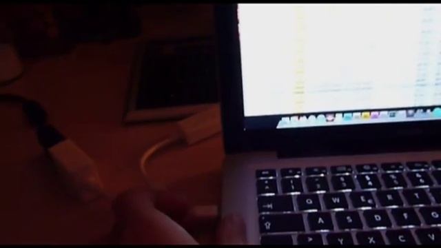 Macbook Mini-Displayport auf HMDI / VGA / DVI + Sound