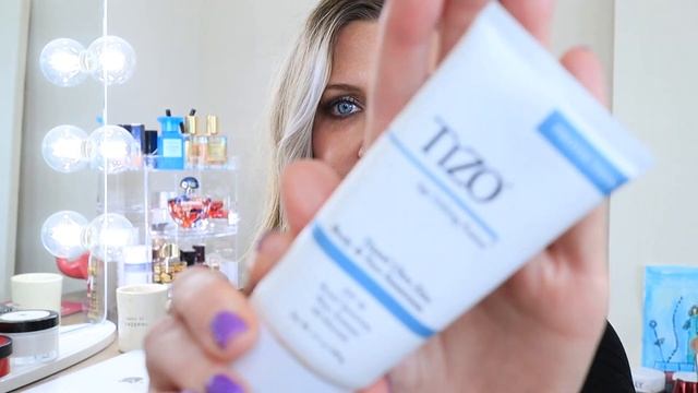 Anti-AGING sunscreen: How to choose the BEST sunscreen for your skin!