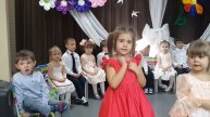 Праздник 8 марта. 1 группа. Спасибо за видео маме Киты, Малине Божиновой.