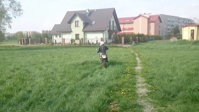 Witek na Suzuki DR 350