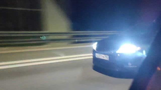 Ford Mondeo 2.5T st.3 300 л.с. vs Peugeot 408 1.6T st.3 240 л.с. (start 80 km/h)