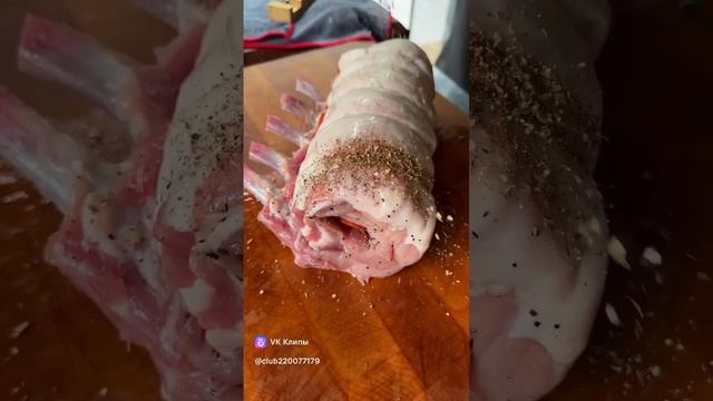 Свиная корейка на косточки