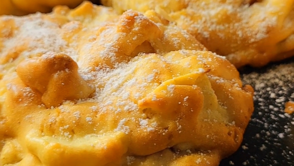 Домашнее печенье с яблоками ✅️ Готовятся очень просто и получаются очень вкусными 💯 #shorts