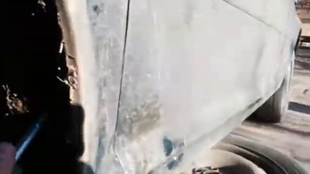Фольксваген гольф 4  Бора  Джетта 4  чистка дренажа в передних крыльях