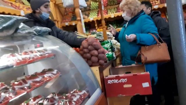 Якутск.Есть ли продукты в магазине.