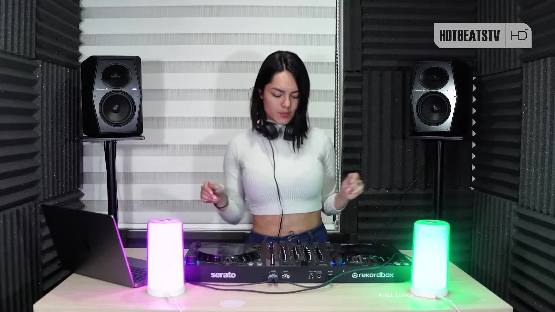 ? Electronic Music Experience From Clubs, Events, Festivals And Studio Sessions ??