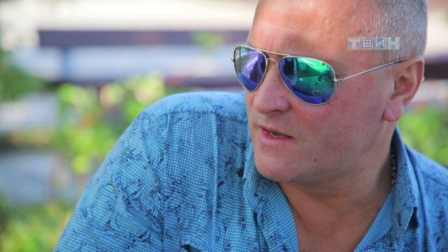 Слабовидящий Дмитрий Енин.