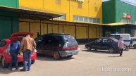 В Благовещенске посетитель супермаркета открыл стрельбу по охраннику 1