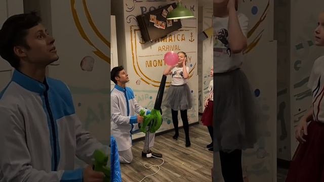 Шоу на день космонавта