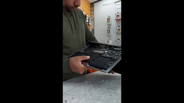 MacBook Pro Retina A1706 LCD Replament