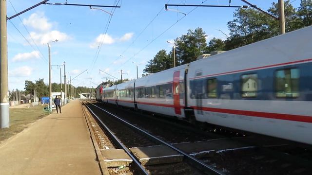 ЭП20-017 с поездом 014 "Стриж"  Берлин-Москва.
