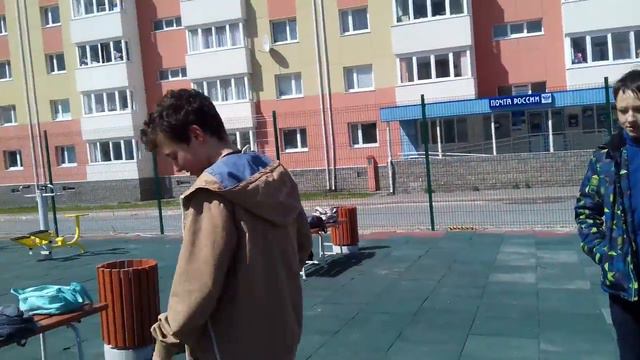 Кто чем занят. Холодно