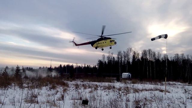 Посадка вертолёта Ми-8Т UTair