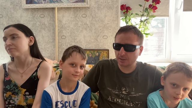 Виктор Тартанов приехал в город Шахты к своей семье на каникулы🌞