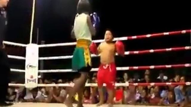 Отмороженные тайцы. Дети на потеху.