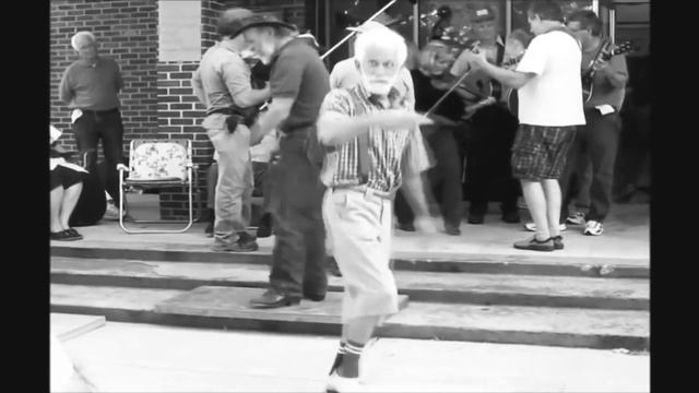 Дедок услышал хyu0во сделанный бит на потифоне, и решил зажечь. Chill beat free for profit