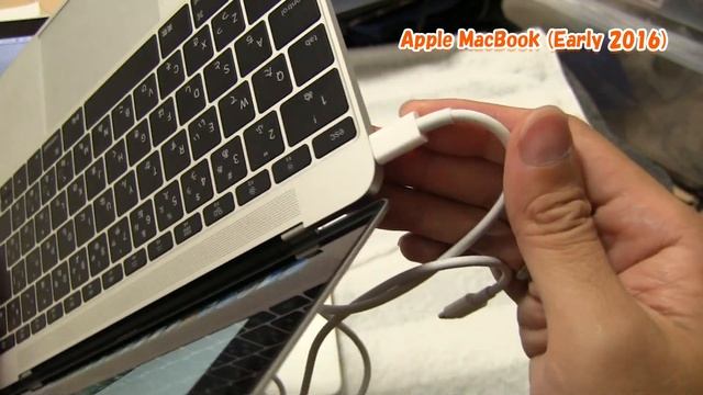 MacBook pro との比較(12-inch/1.1GHz Dual Core Intel Core m3/256GB/8GB/シルバー)
