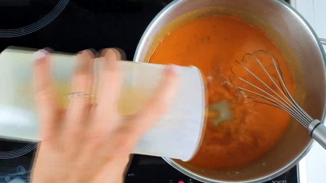 Muchomůrka růžovka polévka - Masák - recept. Falešná držková z růžovek. Amanita rubescens.