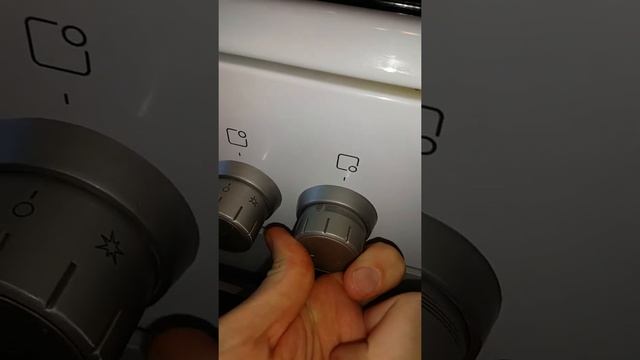 КОМБИНИРОВАННАЯ ПЛИТА BOSCH HGD64D221Q