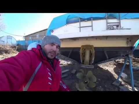 Volvo Penta DP (Duoprop), демонтаж угловой колонки.