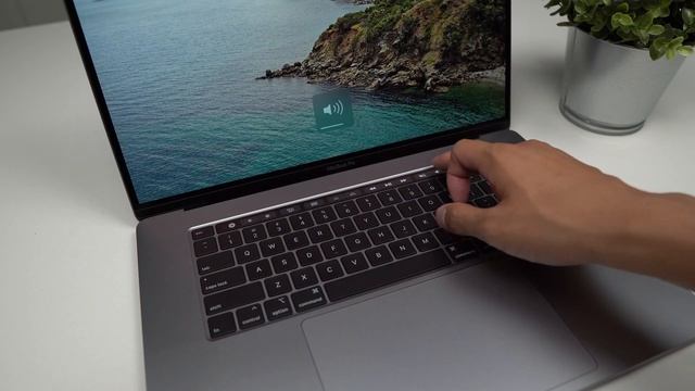 MacBook Pro 16 Base Model Review feat. 5500M | Wait or Buy Now?