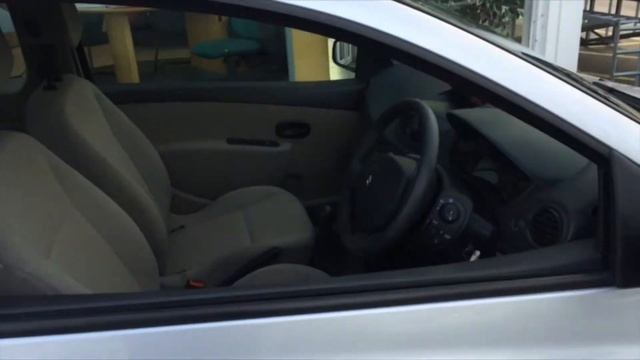 2006 Renault Clio 3-Door 1.4 16v 98 Expression WM56 UCF at Hylton Renault Cheltenham