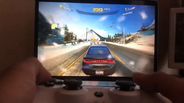 Main Game Asphalt di Macbook Pro M1 Chip,Pakai Stik PS 4