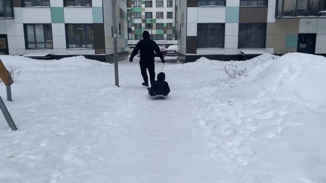 Мама VS Папа Лёва Рассказывает в Чём Разница
