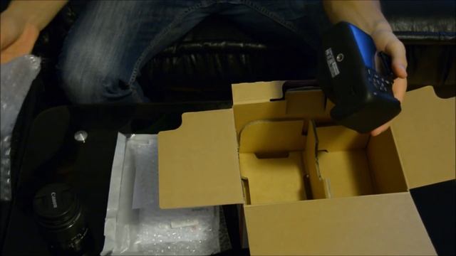 Unboxing Canon 1200D & Canon 18-55mm DC III