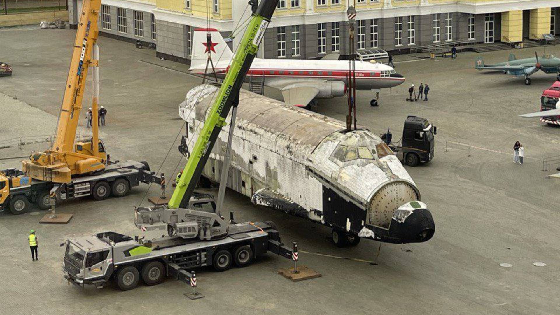 Космический "Буран" переехал в музей на Урале