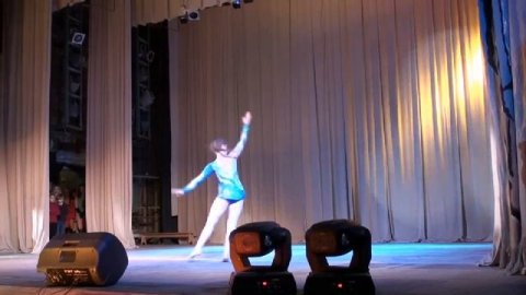 Art Dream Dance Studio Титаниум направление контемпорари, хореография Тамары Максименко , солистка