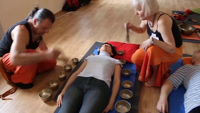 МВ от ДКЦМ: 30.04 Тибетский звуковой массаж поющими чашами ч3