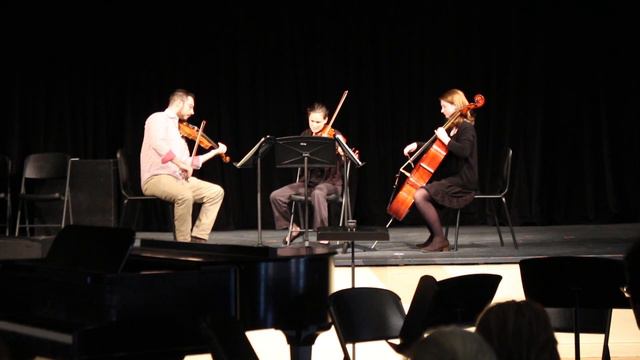 Beethoven String Serenade op.5, i marcia & iii menuet trio